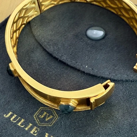 Julie Vos /Retired bangle hinged bracelet with iridescent glass stones *firm*💕 - Picture 7 of 11